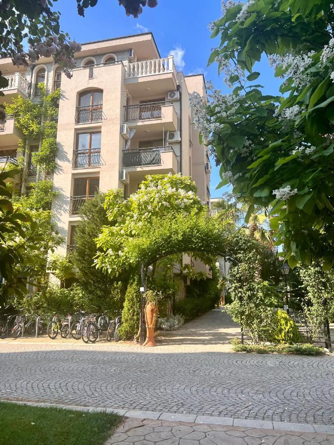 Wonderful Deluxe Appartement In Cascadas Family Resort Sunny Beach Exterior photo